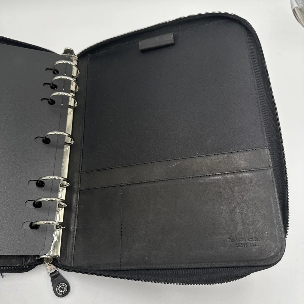 Franklin Covey Zip Binder Only Black Full‎ Grain Leather 7 Rings 1.5